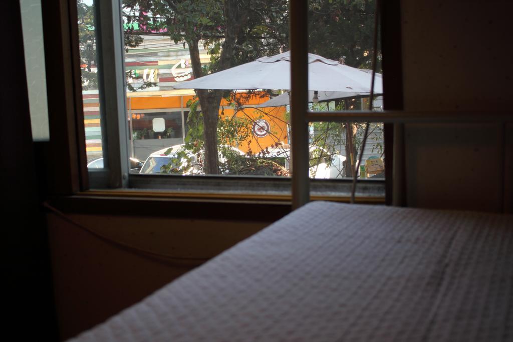 Hongdae Orange Guesthouse Seoul Ngoại thất bức ảnh