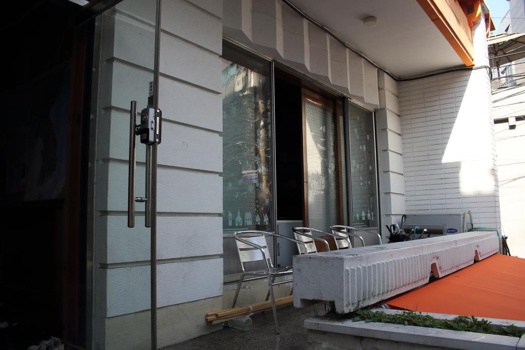 Hongdae Orange Guesthouse Seoul Ngoại thất bức ảnh