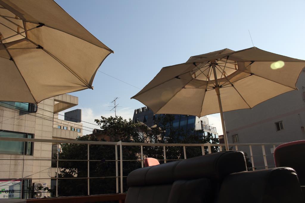 Hongdae Orange Guesthouse Seoul Ngoại thất bức ảnh