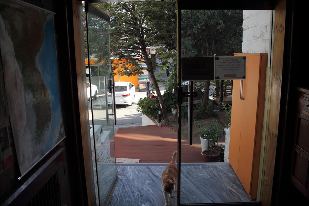 Hongdae Orange Guesthouse Seoul Ngoại thất bức ảnh