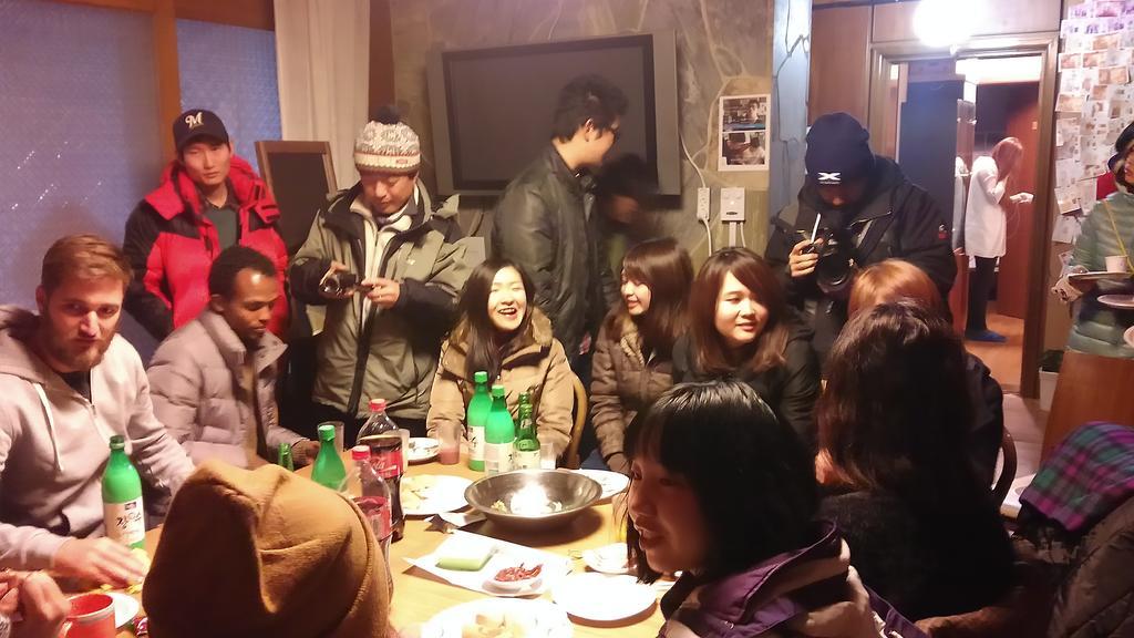 Hongdae Orange Guesthouse Seoul Ngoại thất bức ảnh