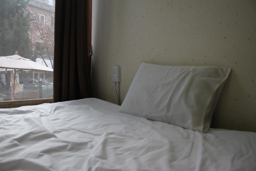 Hongdae Orange Guesthouse Seoul Ngoại thất bức ảnh