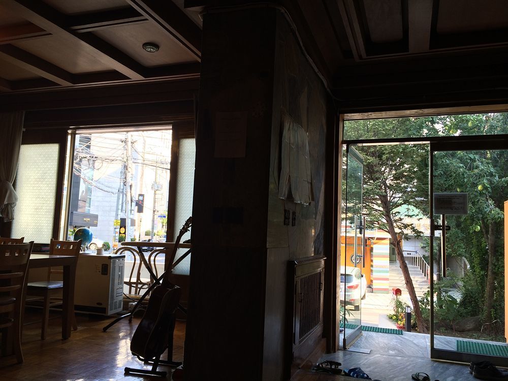 Hongdae Orange Guesthouse Seoul Ngoại thất bức ảnh
